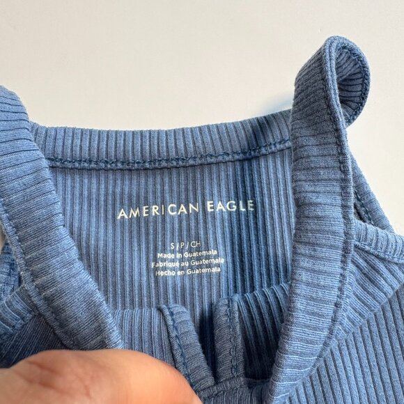 American Eagle Ribbed Cropped Blue Tank Top with Chest Keyhole Size Small - Picture 3 of 9